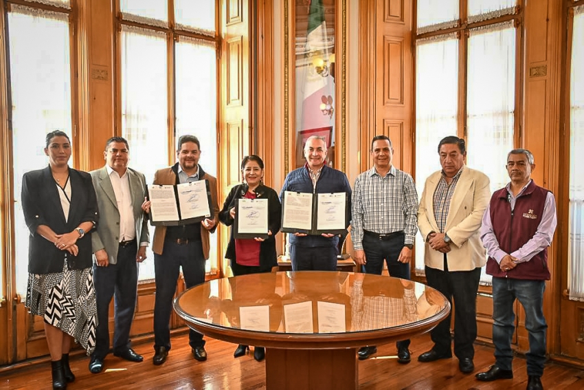 Secretaría de Turismo estatal firma convenio “Rutas Mágicas de Color” con Pachuca  